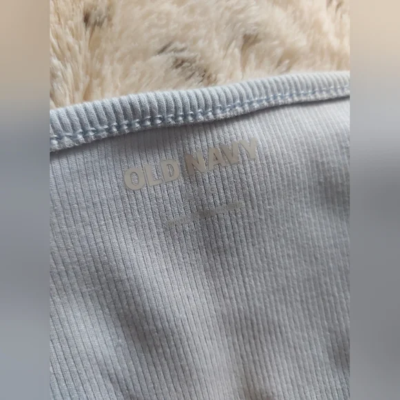 Old Navy Fitted Ribbed Tops ❄Bundle❄ - Picture 6 of 13